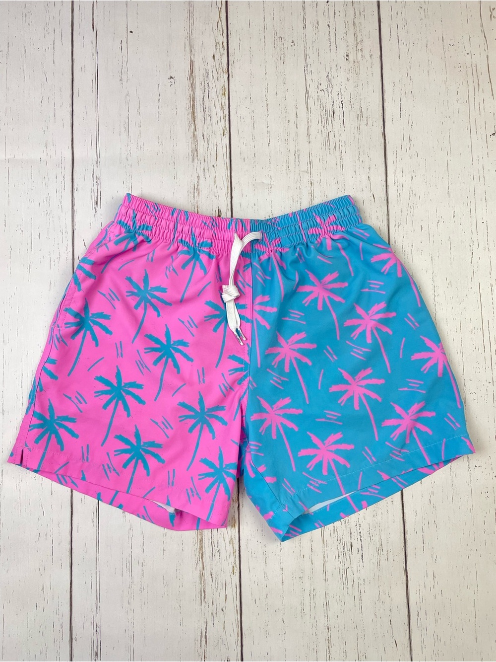 Chubbies “Prince of Prints” Classic Swim Trunks *5.5”